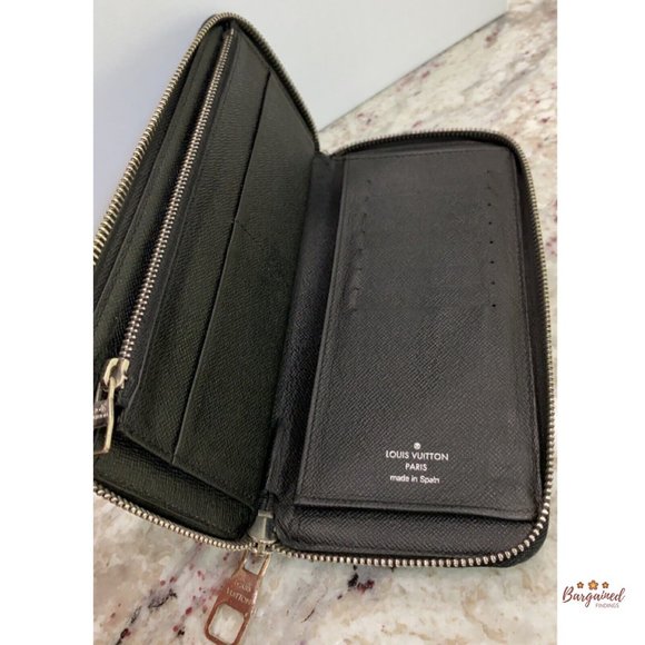 Authentic Louis Vuitton Damier Graphite Canvas Zip-Around Vertical Wallet CA4115 - Picture 10 of 12